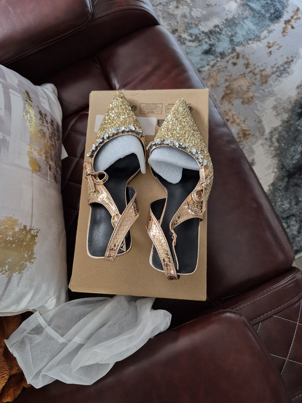 Glitter Pointed Slingback Heels in Gold